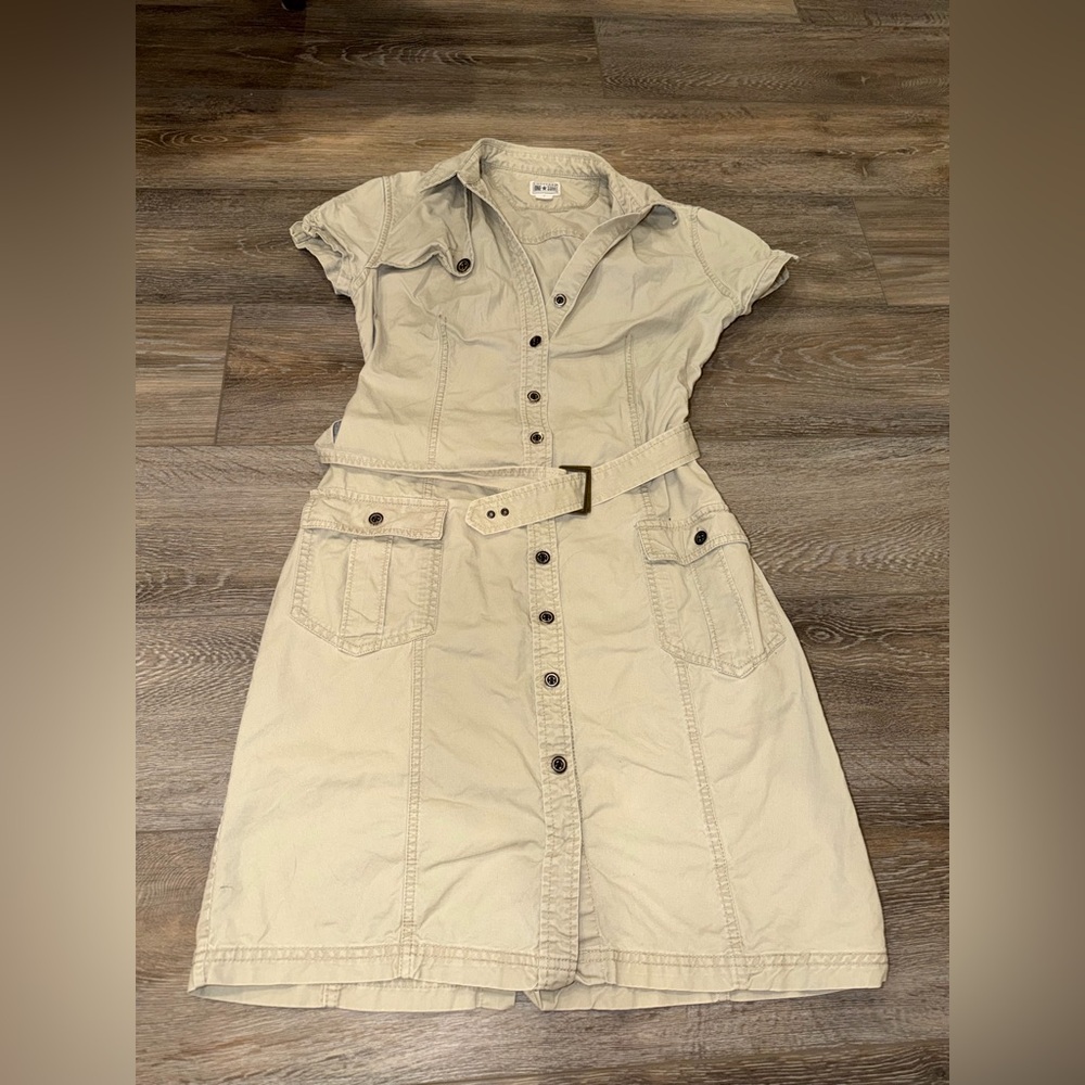 Women’s Y2K Converse One Star Women's Small Lightweight Sport Shirt Dress Khaki